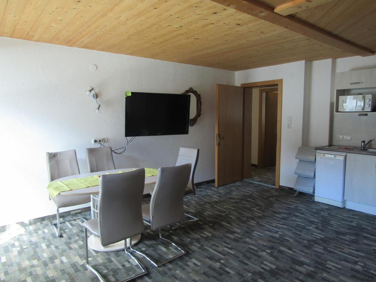 Appartements Gruener Längenfeld Exterior foto